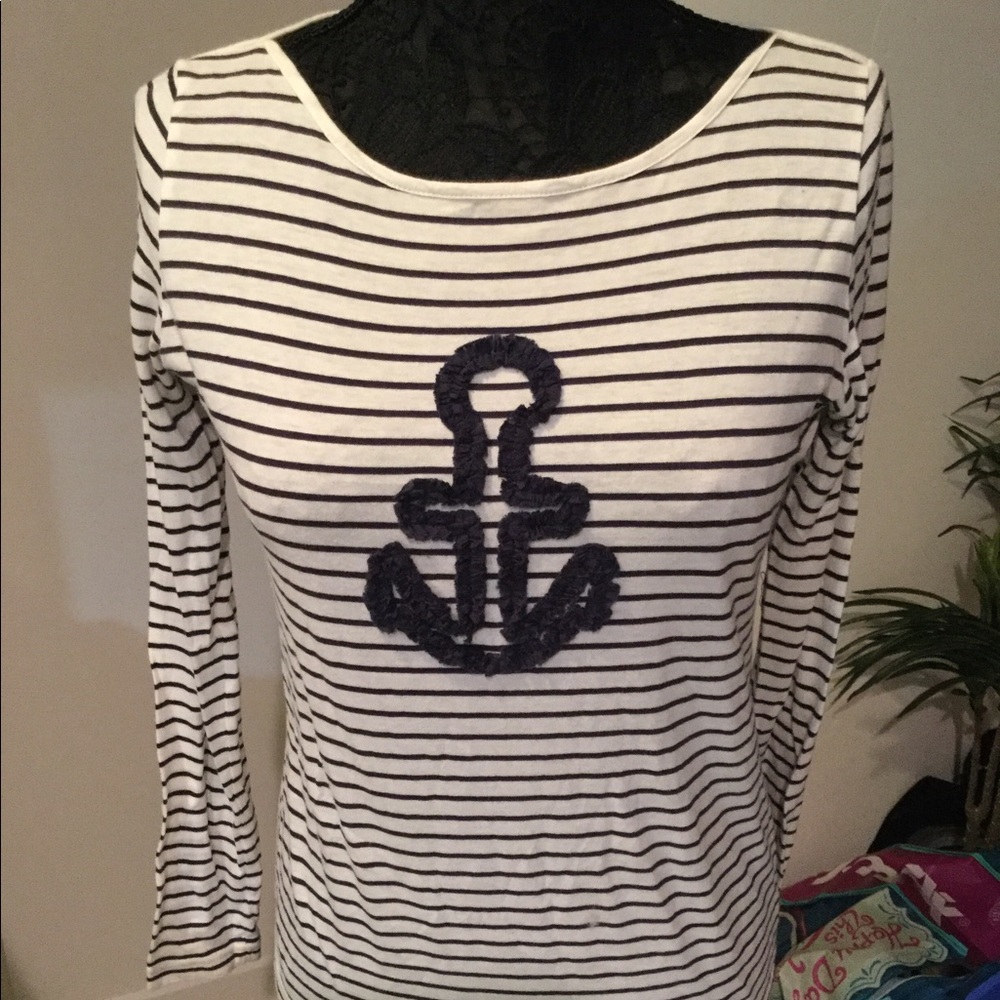 Trendy top - Picture 1 of 4